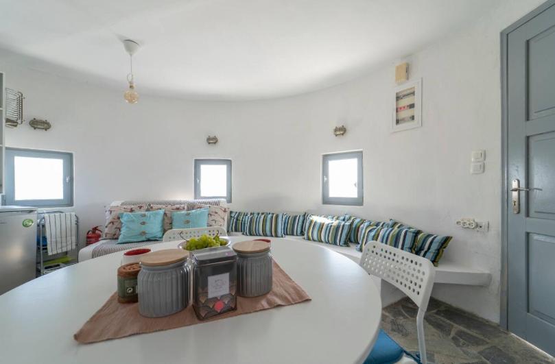 Anemos Windmill Villa Vourvoulos Exterior photo